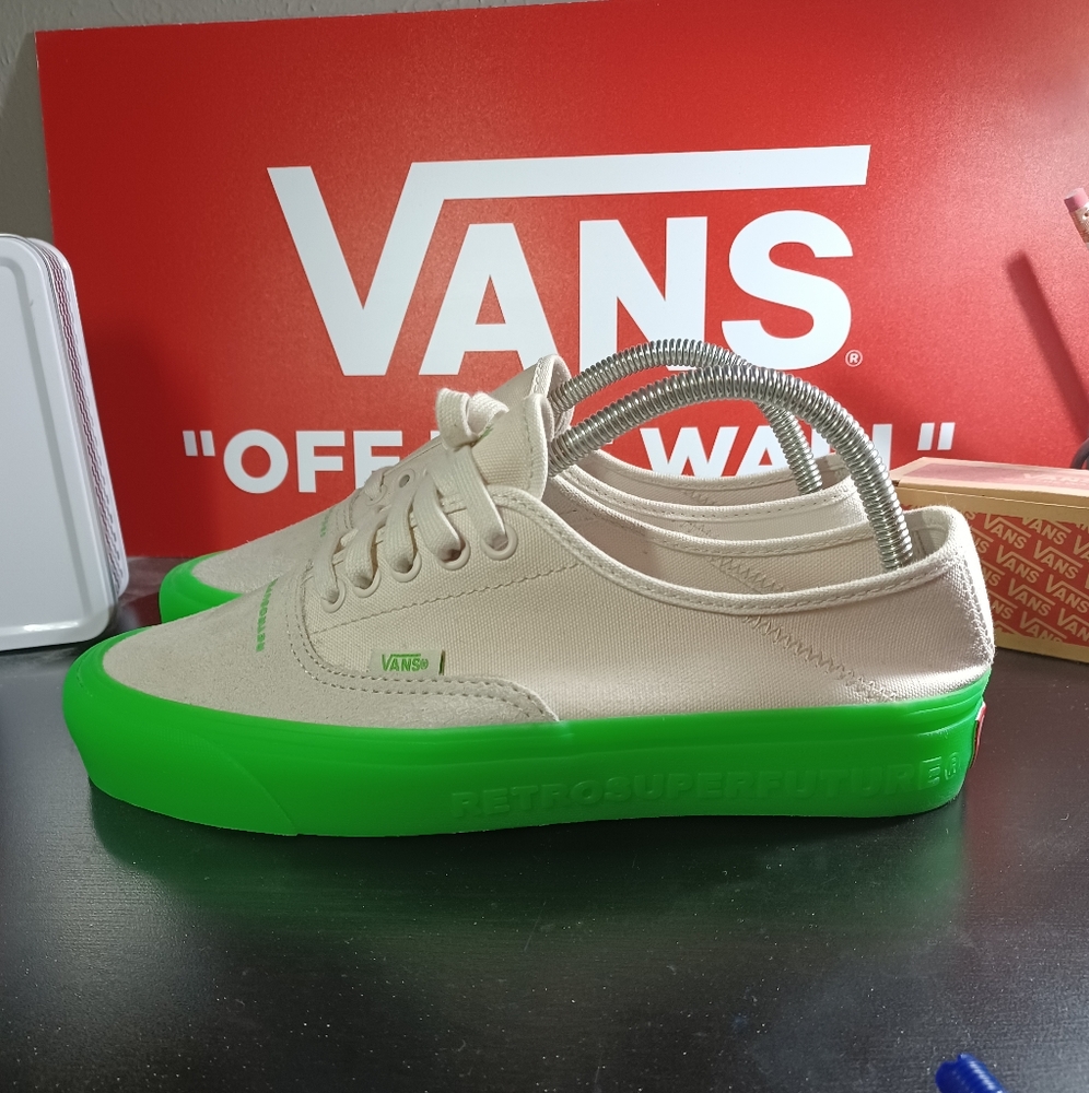 VANS VAULT X RETROSUPERFUTURE OG STYLE 43 LX 